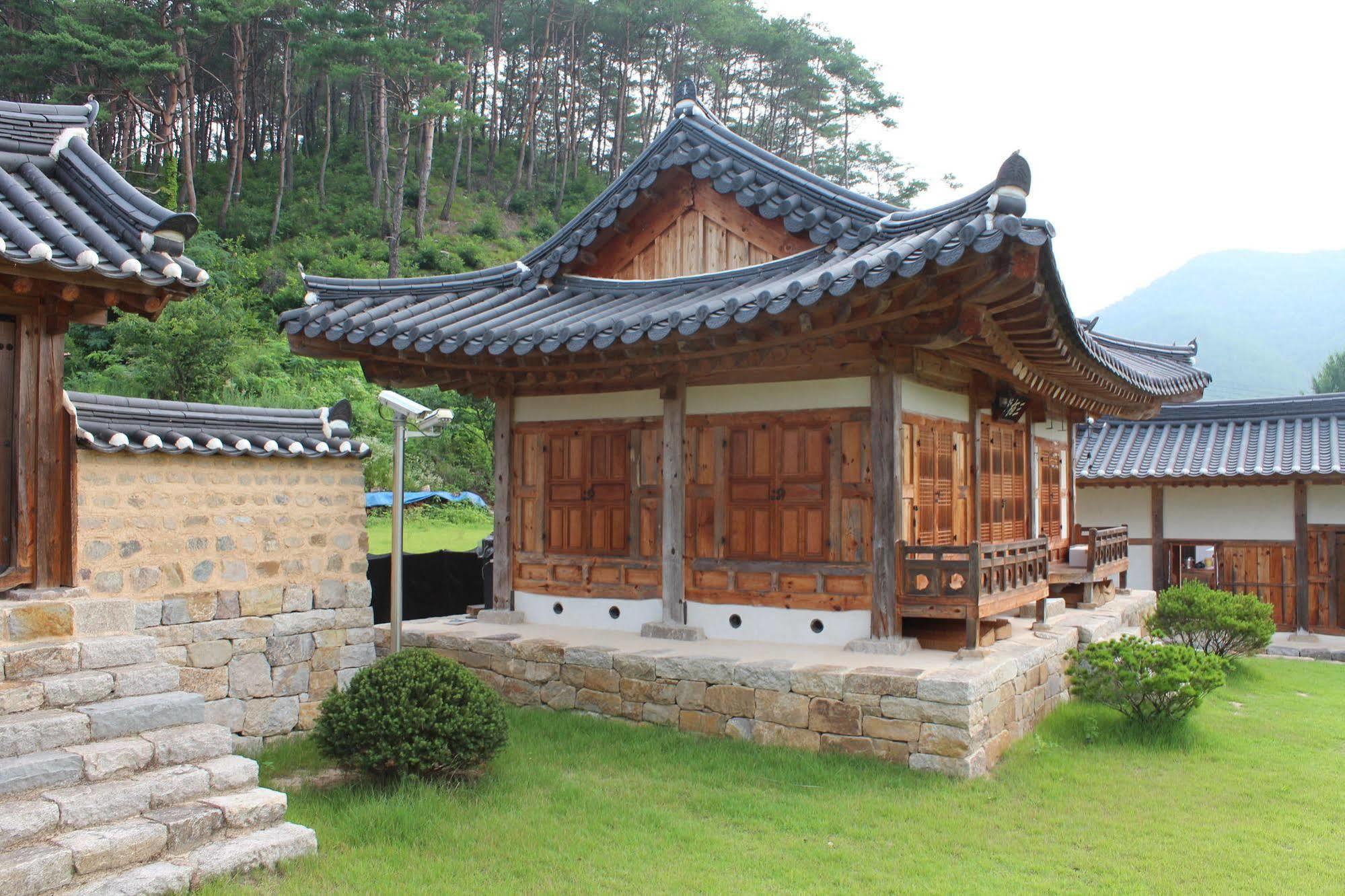 Ongye Jongtaek Hotel Andong Exterior photo